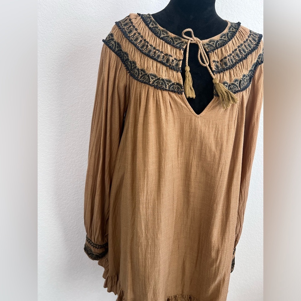 Free People Chestnut Embroidered Erin Peasant Dress Size Medium - Picture 3 of 14